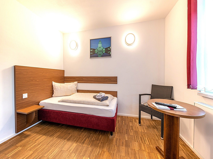 Bedroom 4, Pension zum Bergmann, Leipzig