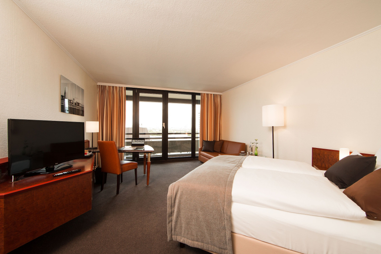 Bedroom 2, Lindner Dusseldorf Seestern, Part of JdV by Hyatt, Düsseldorf