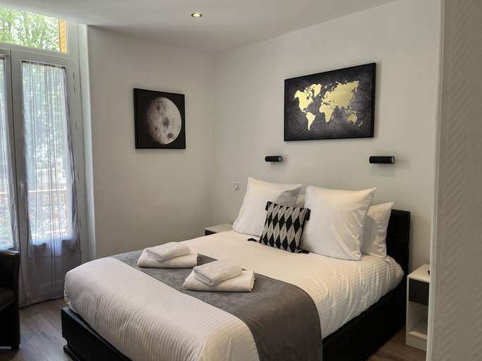 Bedroom 3, Logis Hôtel Belle Etoile Vichy, Allier