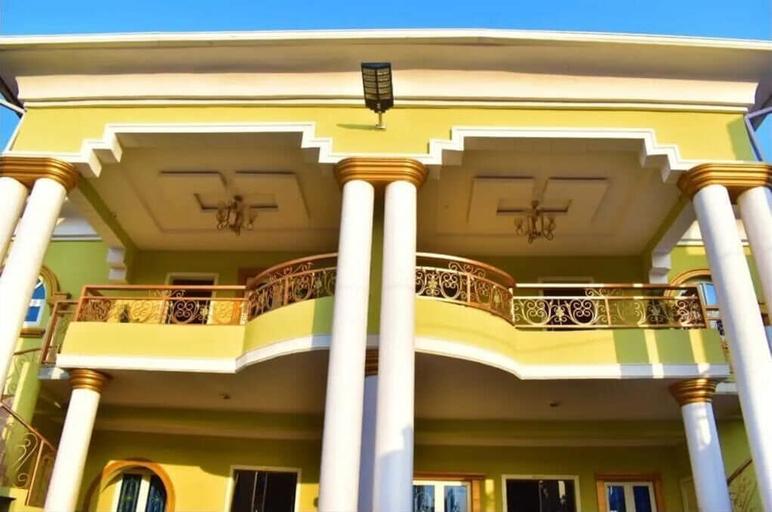 Exterior & Views 2, 74 Igbeba Rd, IjebuOde