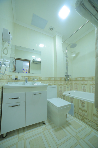 Bathroom 5, Bukhara Baraka Hotel, Buxoro