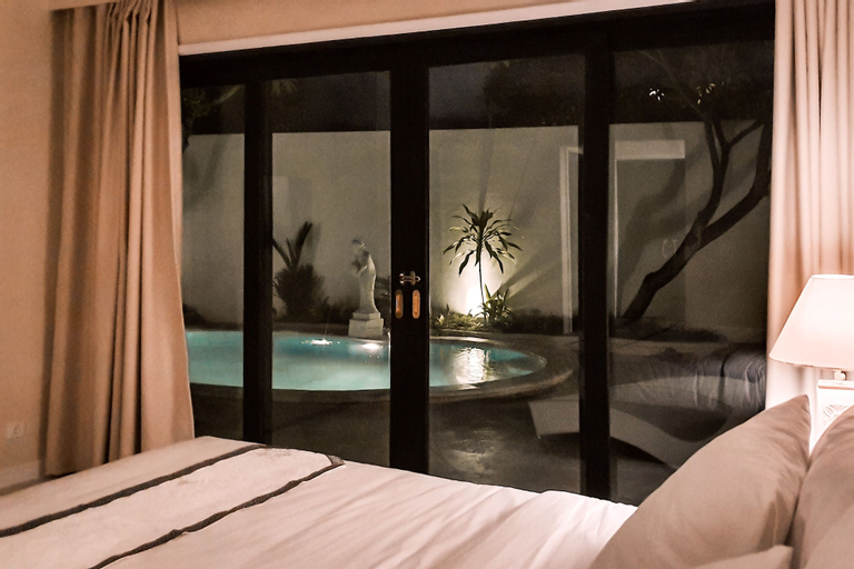 Bedroom 24