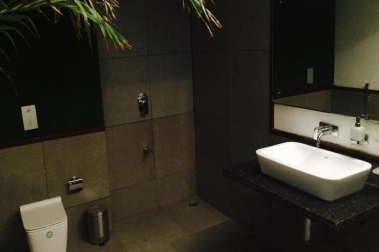 Bathroom 3, The Ten Suites, Bhopal