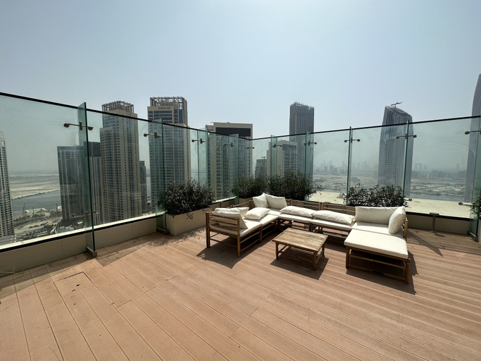 Balcony 3, Manzil 4BR Penthouse in Dubai Creek w Harbour View, Dubai