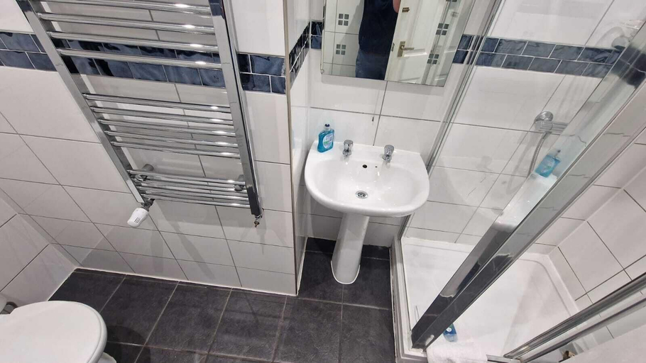 Bathroom 3, Charming Studio Rutland Point Holiday or Work, Rutland