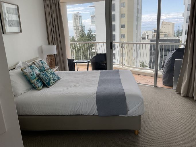 Bedroom 3, Broadbeach Holiday Apartments, Gold Coast
