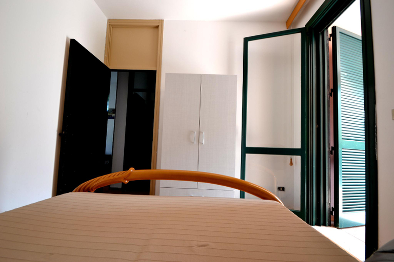 Bedroom 5, Comfortable three-room villa located in Torre dellOrso on the ground floor, Lecce
