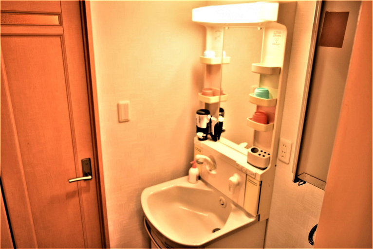 Bathroom 4, Imperial Ever Nakajima Park II, Sapporo