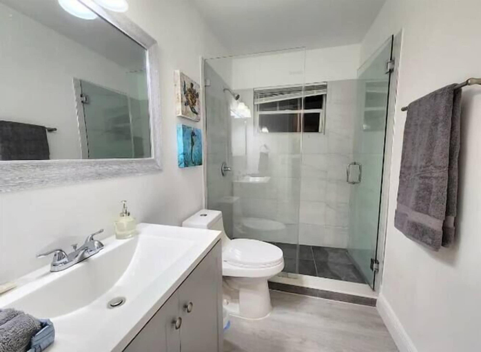 Bathroom, Spacious Boynton Home, Palm Beach
