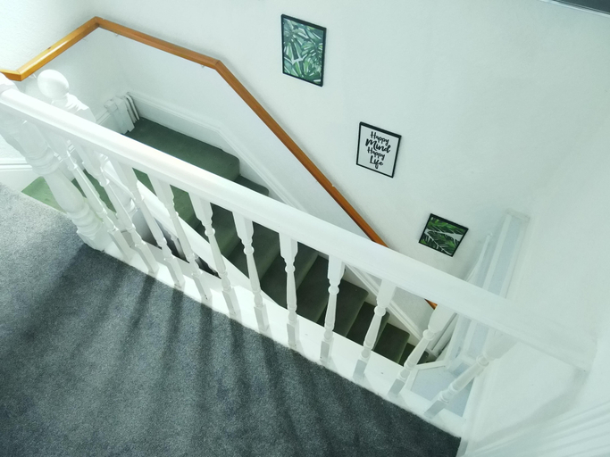 Others 3, Stylish 2 Bed Room Apartment 3 Sleep Free Wifi & p, Newport