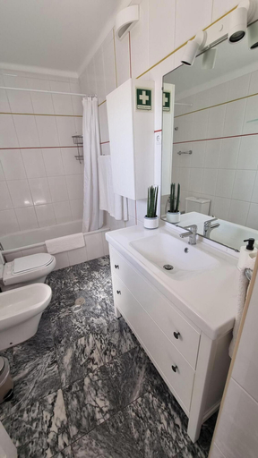 Bathroom 4, Casa Avo Nino Gueste House, Nazaré