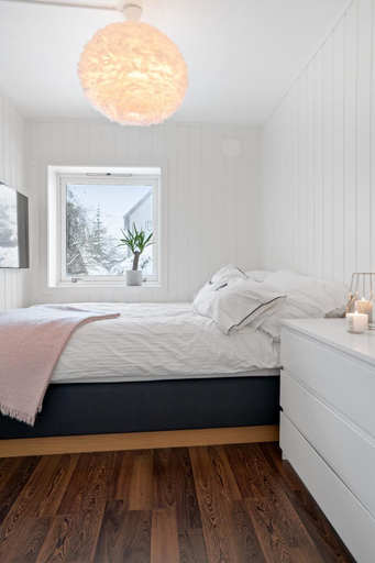 Bedroom 3, Modern apartment Tromsø, Tromsø
