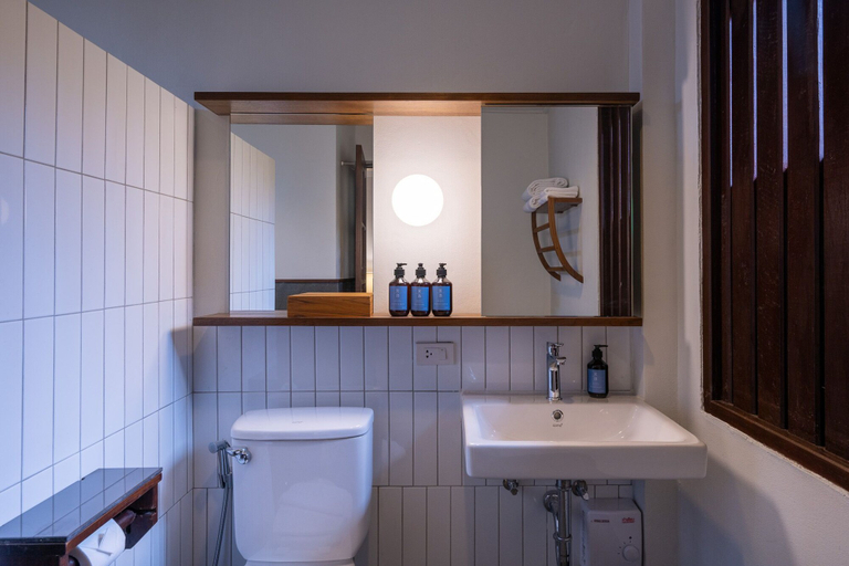 Bathroom 5, RB Resort, Pattaya