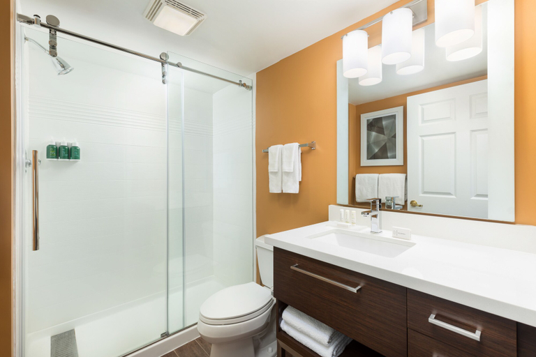 Bathroom 4, MainStay Suites Mt. Laurel - Philadelphia, Burlington
