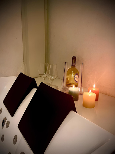 Deep soaking bathtub 5, Dimora Svevia, Foggia