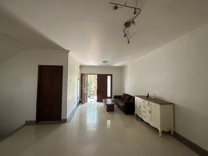 Others 3, Rumah Tyang Gatsu, Denpasar