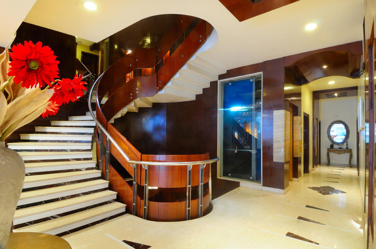 Public Area 2, Aura Hotel, Delhi