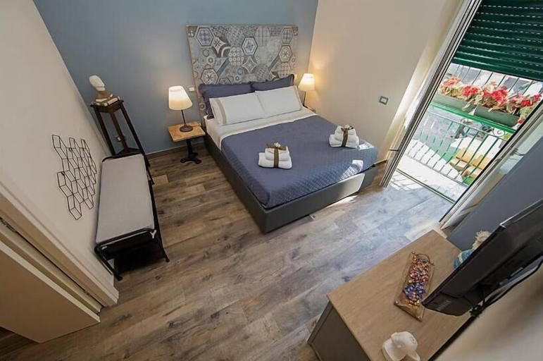 Bedroom 4, Serendipity, Salerno