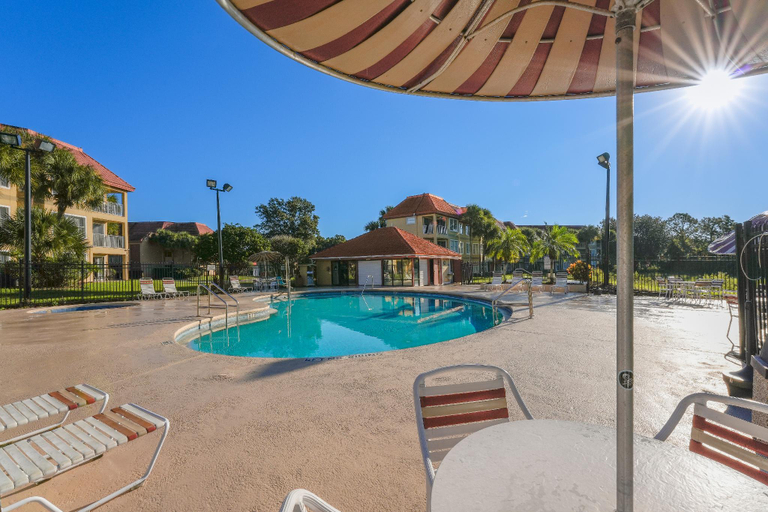 Sport & Beauty 4, Parc Corniche Suites Hotel, Orange