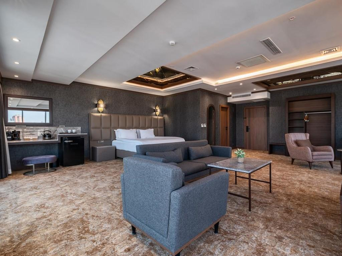 Others 5, Park Dedeman Ankara Kizilay, Çankaya