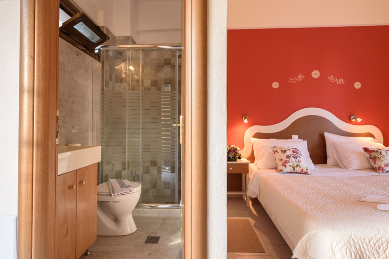 Bedroom 4, Antigoni, Crete