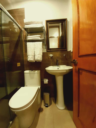 Bathroom, EL SOL HOTEL URUBAMBA, Urubamba