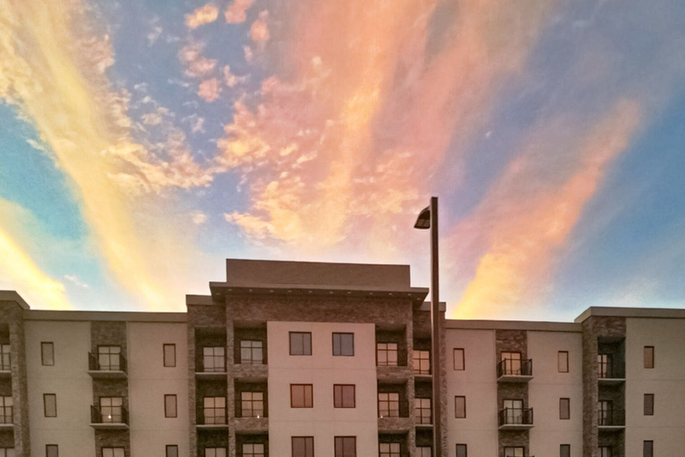 Exterior & Views 1, Garland Hotel, Muskingum