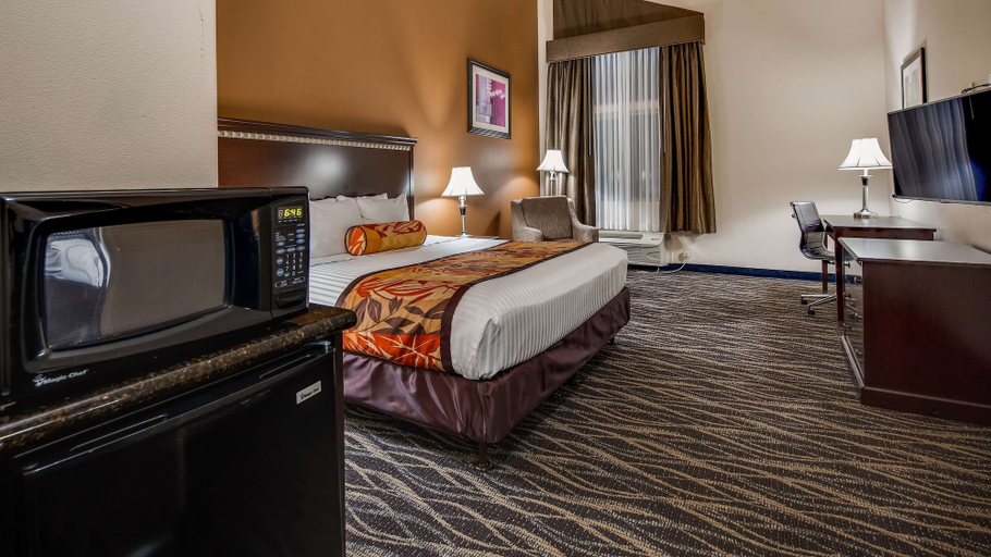 Bedroom 3, Best Western Plus Battle Ground Inn & Suites, Clark