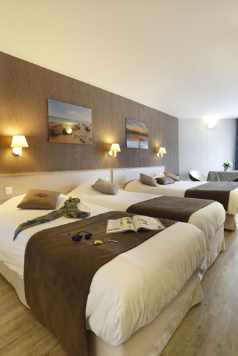 Bedroom 3, Logis Hôtel Arc en Ciel, Haute-Savoie