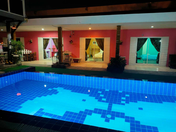 Others 4, Baan Gon Chompu, Suan Phung