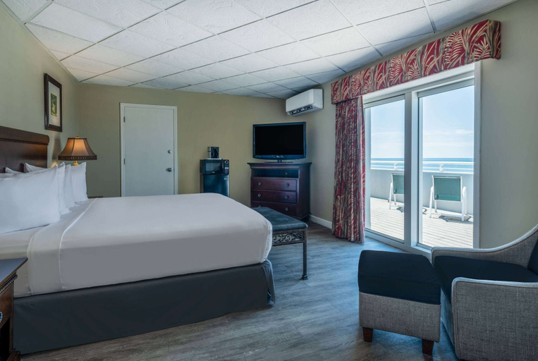 Bedroom 3, The Sandbar Hotel, Trademark Collection by Wyndham, Horry