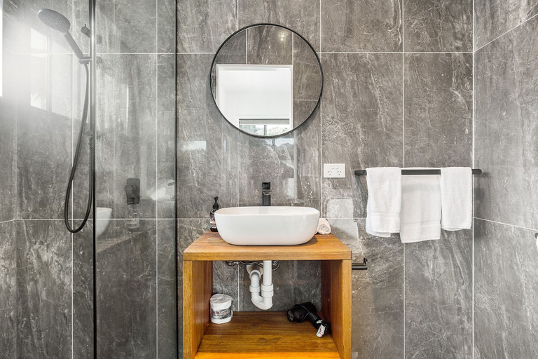 Bathroom 4, Azur Byron Bay, Byron