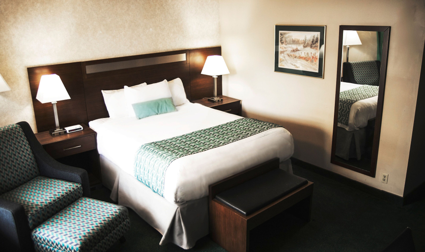 Bedroom 3, Ramada By Wyndham Quesnel, Cariboo
