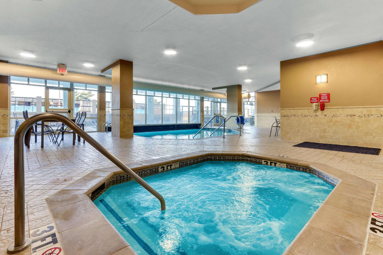 Sport & Beauty 4, Drury Inn & Suites Sikeston, Scott