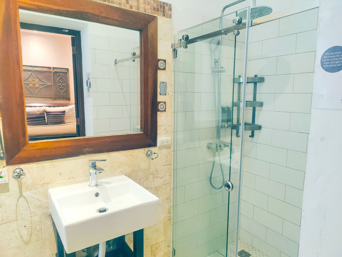 Bathroom 4, Casa Sanchez Hotel, Distrito Nacional