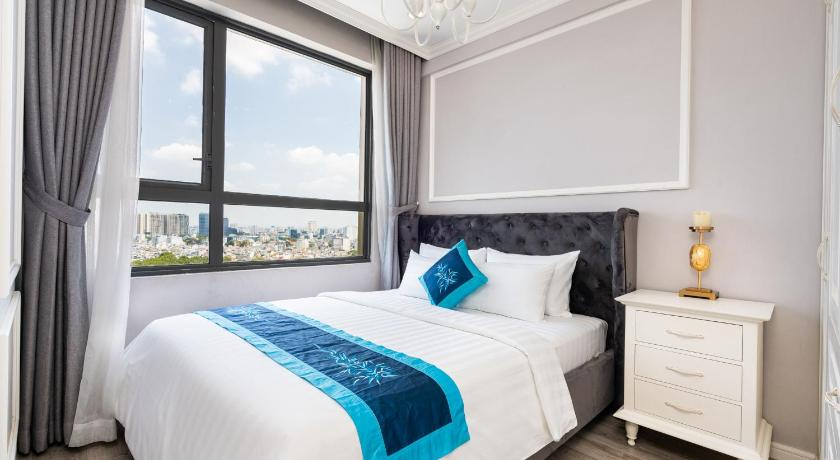 Two bedroom apartment, Quận 5