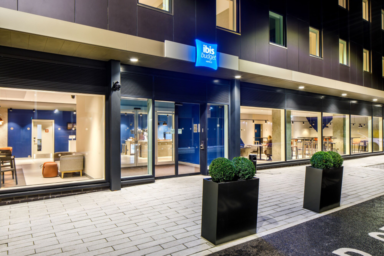 Exterior & Views 2, ibis budget Manchester Airport, Manchester