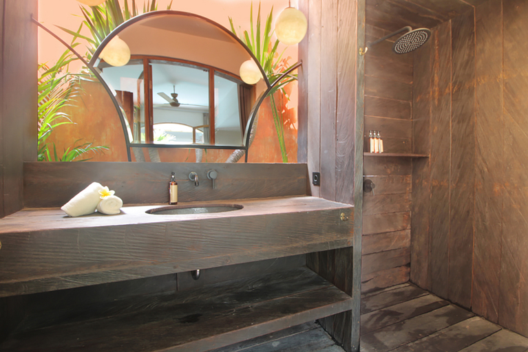 Bathroom 4, The Famous Bumbak Street in Canggu-Villa Paradisua, Badung