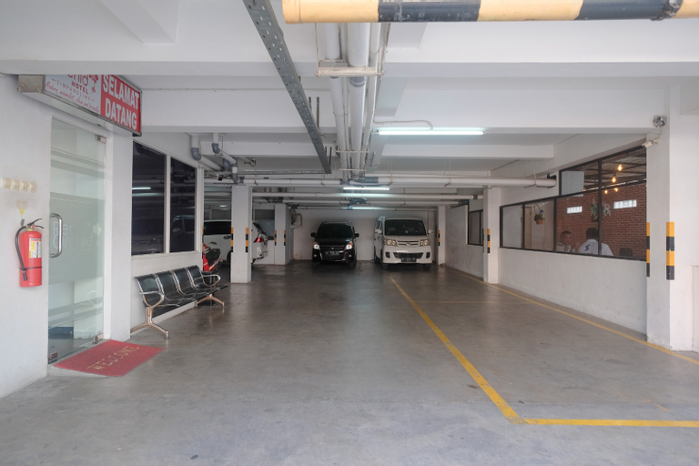 Public Area 19