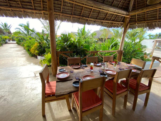 Food & Drinks 4, Zen Boutique Resort, Kusini
