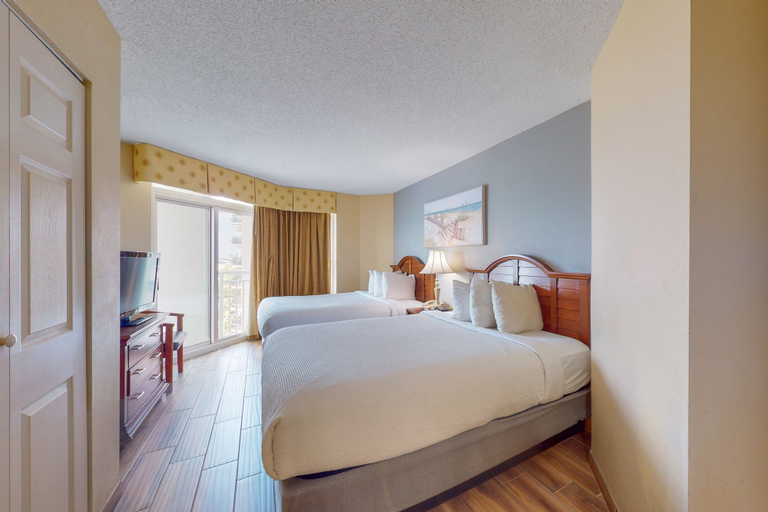 Bedroom 3, Carolinian Beach Resort by Vacasa, Horry
