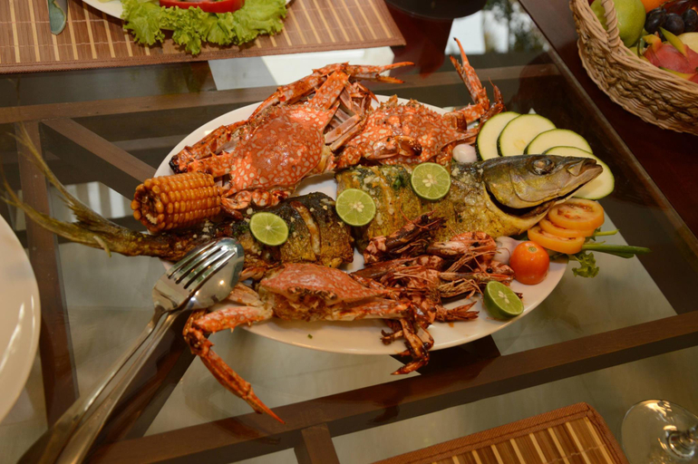 Food & Drinks 4, Hotel Achivina Kandy, K.F.G. & G. Korale