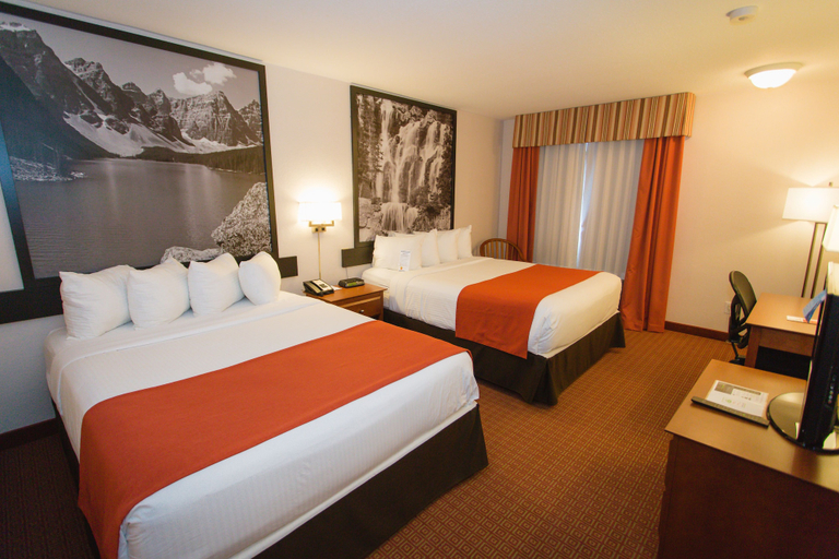 Bedroom 4, Super 8 by Wyndham Drayton Valley, Division No. 11