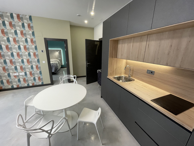 Others 5, Apartamentos Aljama, Burgos