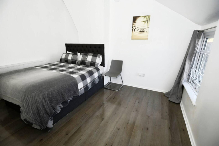 Bedroom 2, 3-beds House in Manchester for up to 6 People, Manchester
