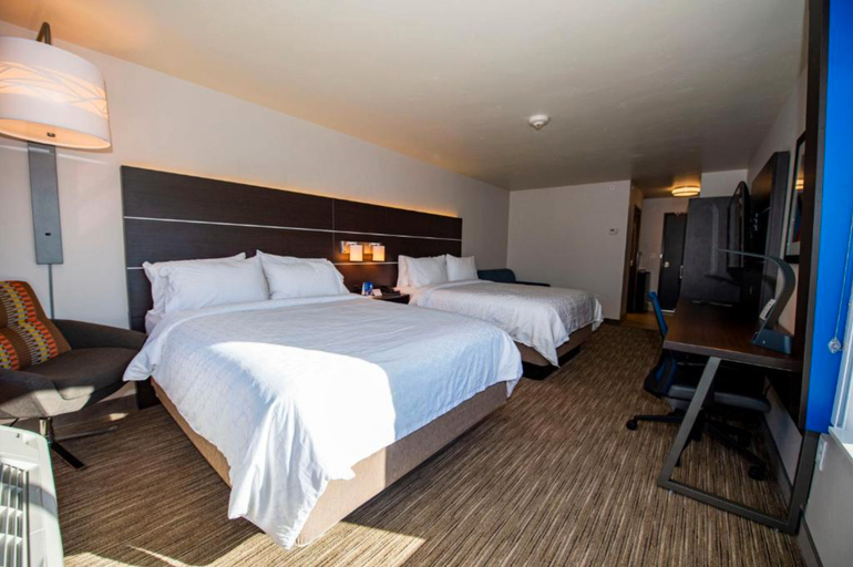 Holiday Inn Express & Suites COLORADO SPRINGS AFA NORTHGATE - Tap to explore photos