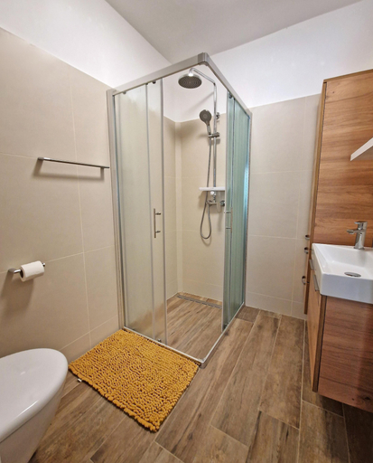 Bathroom 4, Apartment Gina, Bale