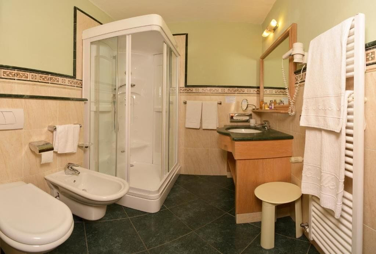 Bathroom 5, Hotel Alle Alpi, Trento