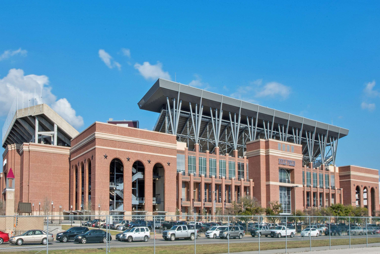 Exterior & Views 2, Super 8 by Wyndham College Station, Brazos