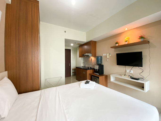 Bedroom 3, Warm and Cozy Living Studio Room Grand Dhika City Apartment By Travelio, Bekasi